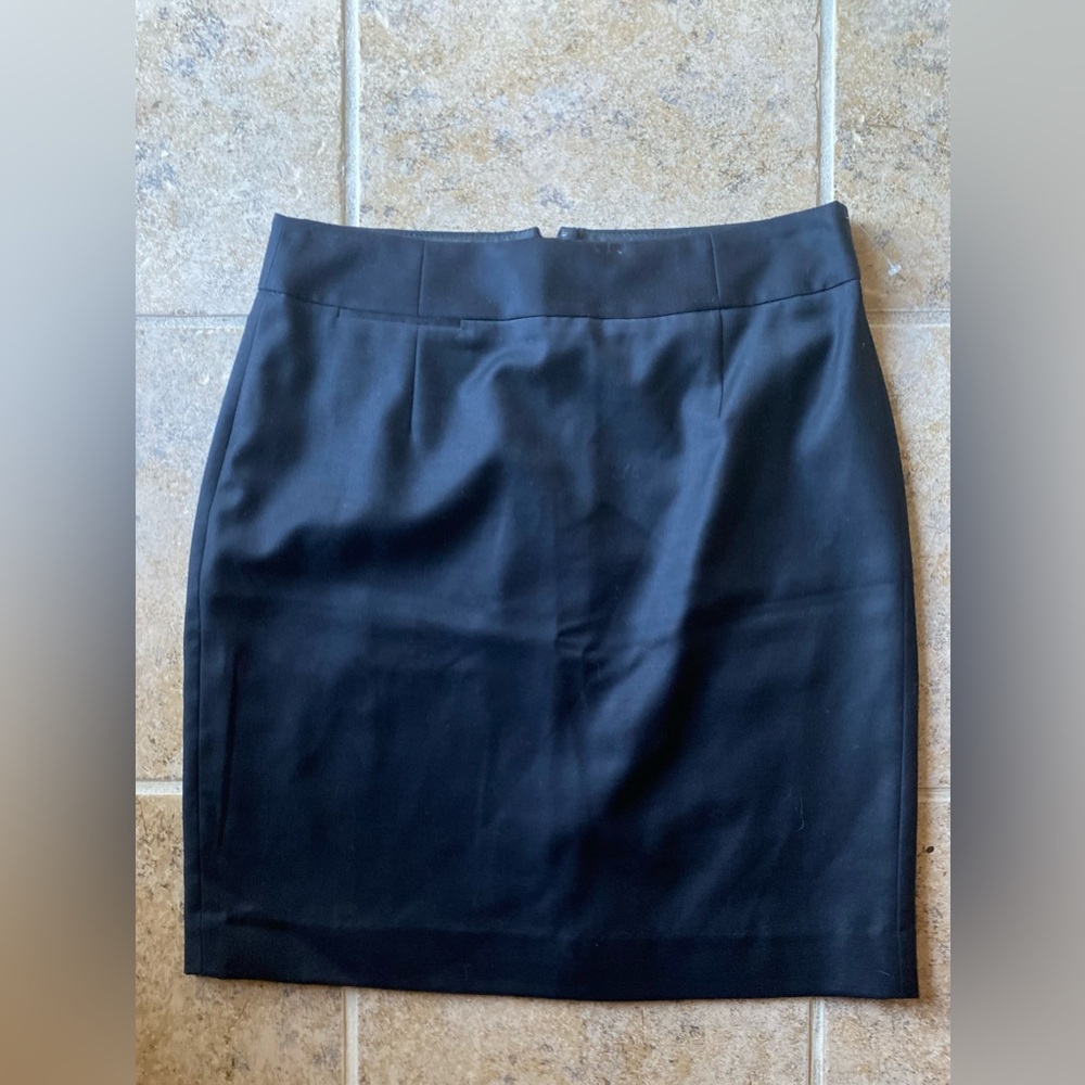 J. Crew - Classic Super 120’s Women's Black Wool Pencil Mini Skirt, Size: 4